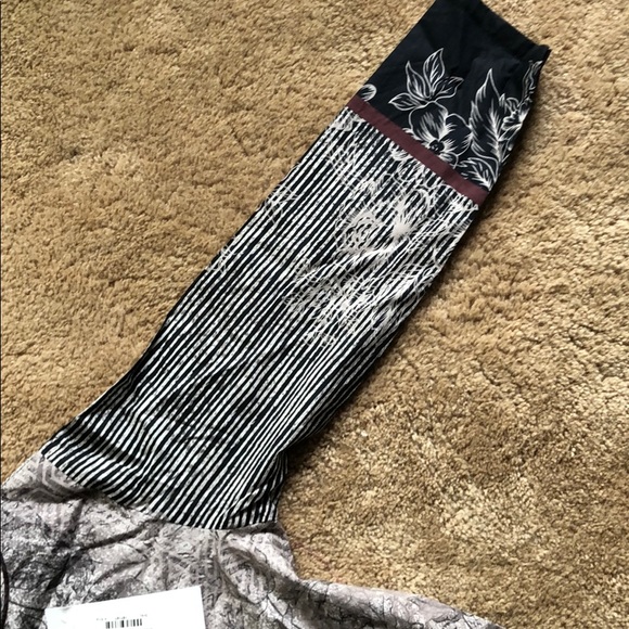 G-Woman dress - Picture 3 of 4